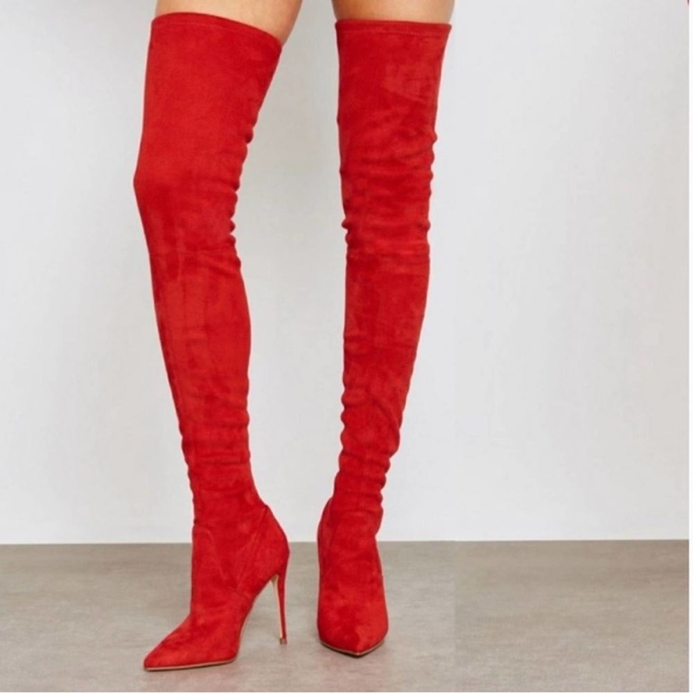 STEVE MADDEN DOMINIQUE BOOT RED